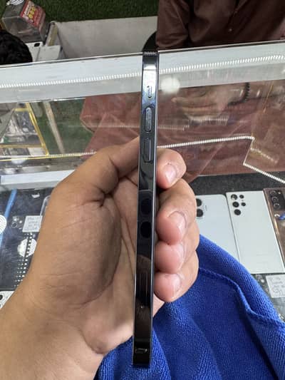 Apple iPhone 12 Pro