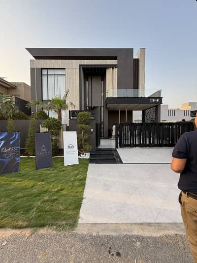 1 KANAL ELEGANT, FULLY FURNISHED & SUPER HOT LOCATED BUNGALOW IS AVAILABLE IN THE BEST BLOCK OF DHA PHASE 7 LAHORE.