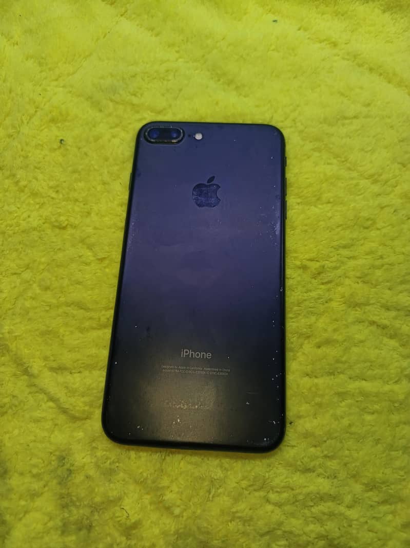 Apple iPhone 7 Plus 2
