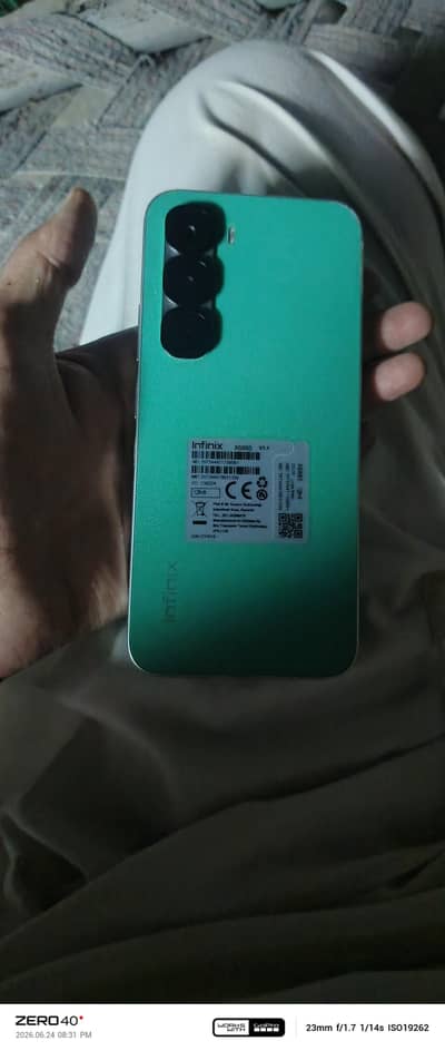 Infinix Hot 60 pro 10/10 condition urgent sale whatsapp no 03114589996
