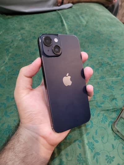 Apple iPhone 14 (128GB)