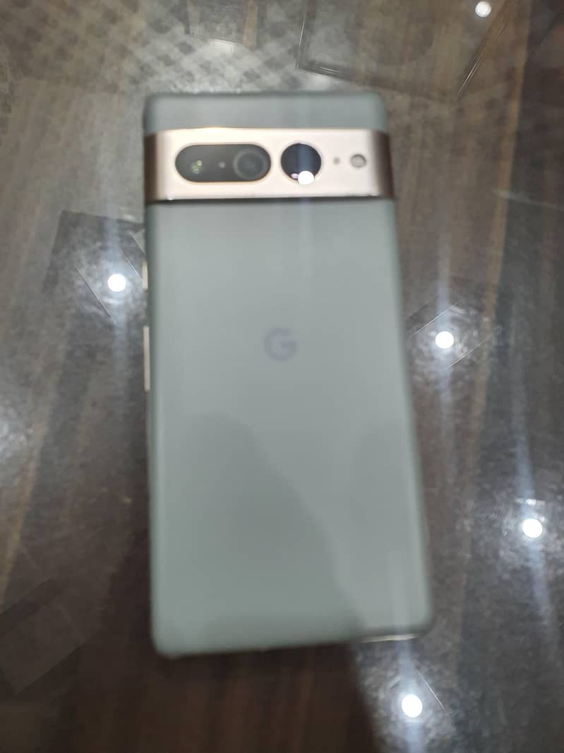 Google Pixel 7 Pro 4