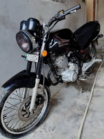 Ravi Piaggio 125