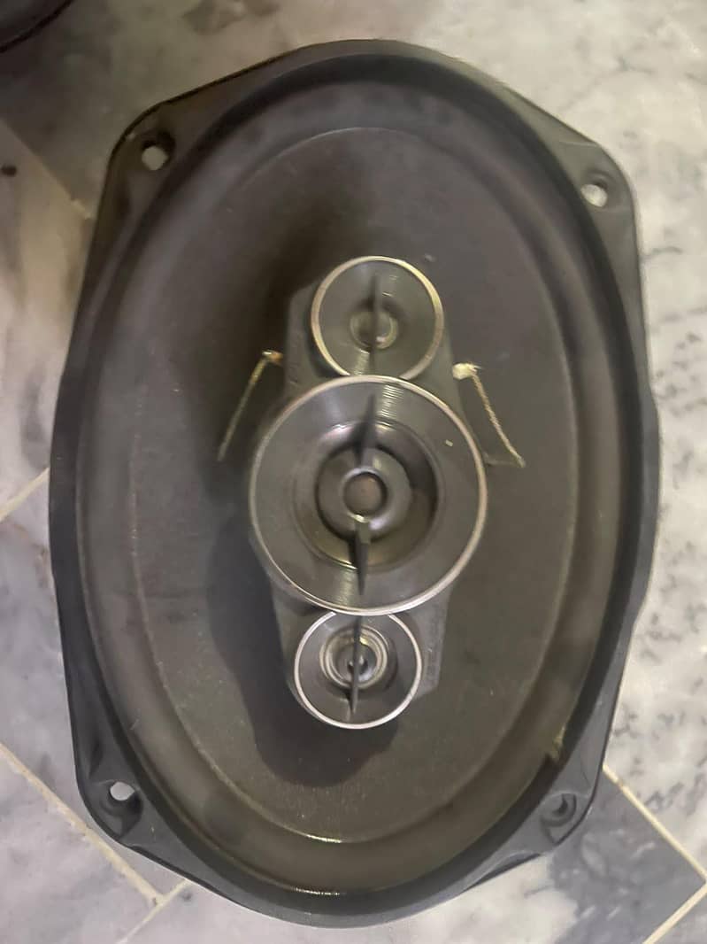 woofer 4
