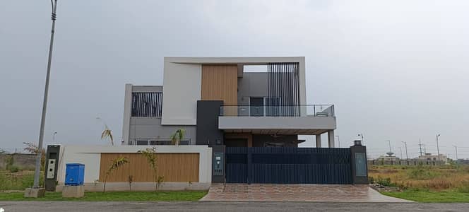 1 KANAL BRAND NEW DOUBLE UNIT & SUPER HOT LOCATED BUNGALOW IS AVAILABLE IN THE BEST BLOCK OF DHA PHASE 7 LAHORE.