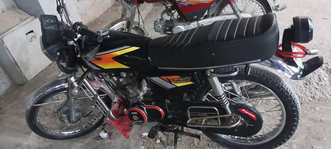 Honda CG 125 2013 Model with Orignial Tanky Tappy