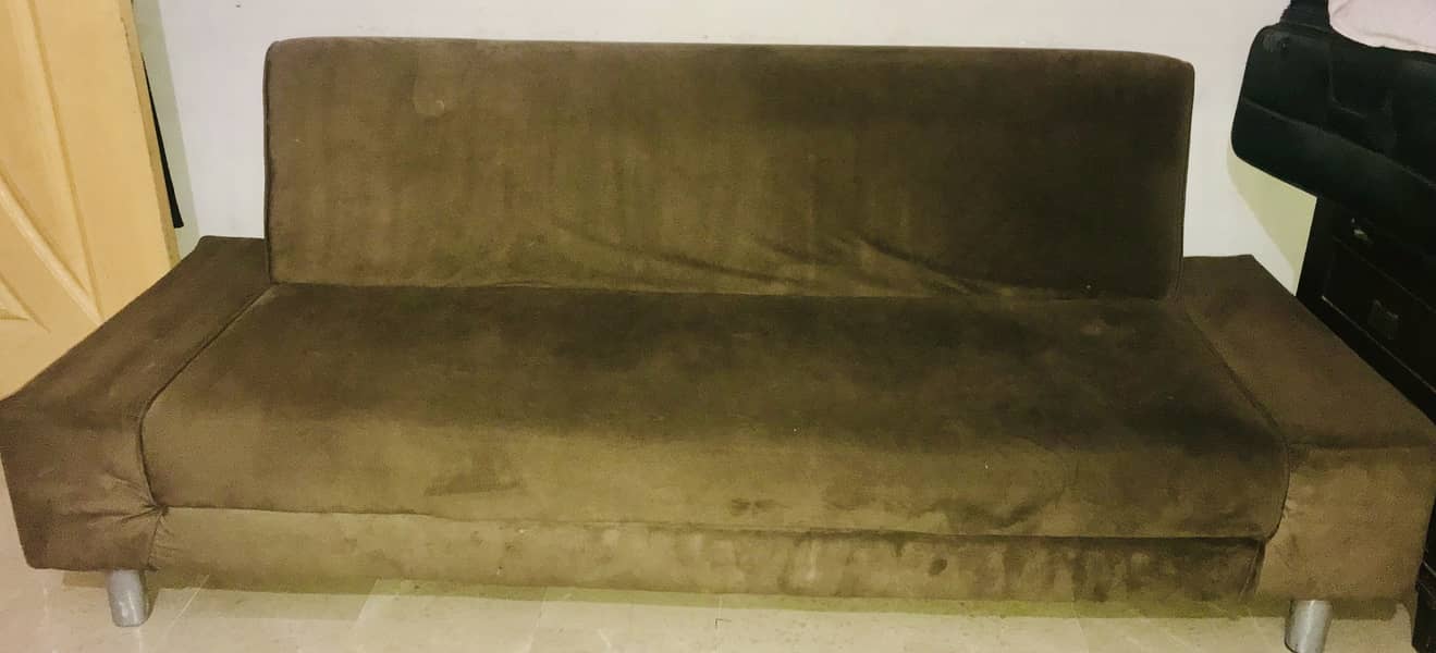 Sofa cumbed 0