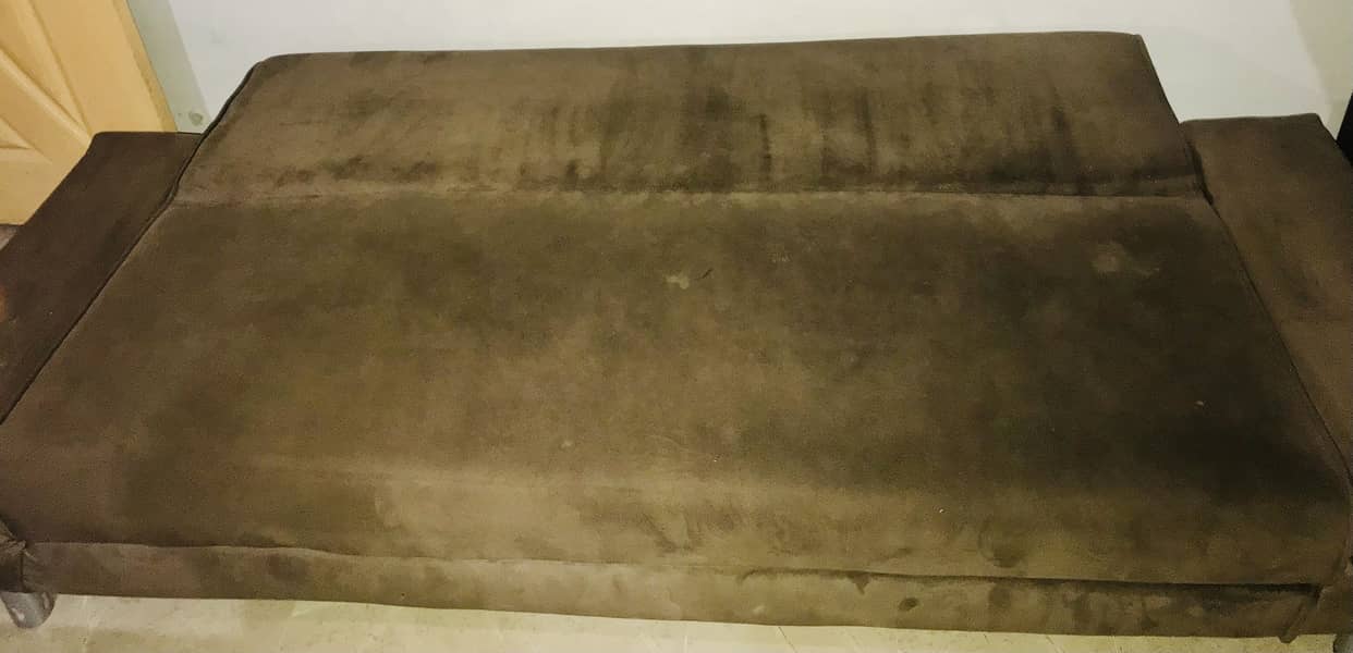 Sofa cumbed 1