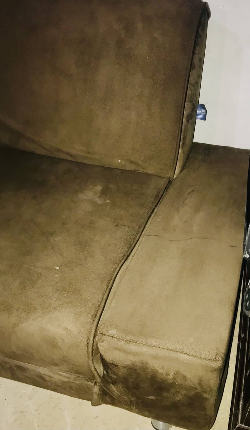 Sofa cumbed 2