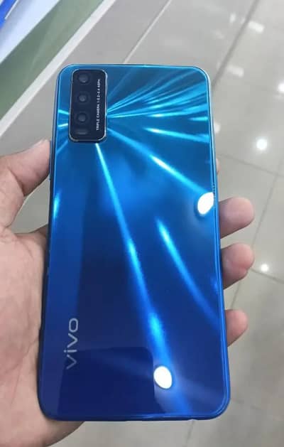 Vivo Y20.4gb 64gb. . . 03174687921