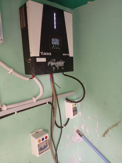 urgent sale inverter inverex or 4 battery