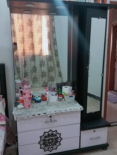 Modern Dressing Table with Mirror & Side Cabinet – Black & White