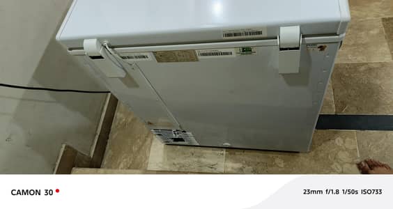 Freezer/Haier Deep freezer/condition Brand new