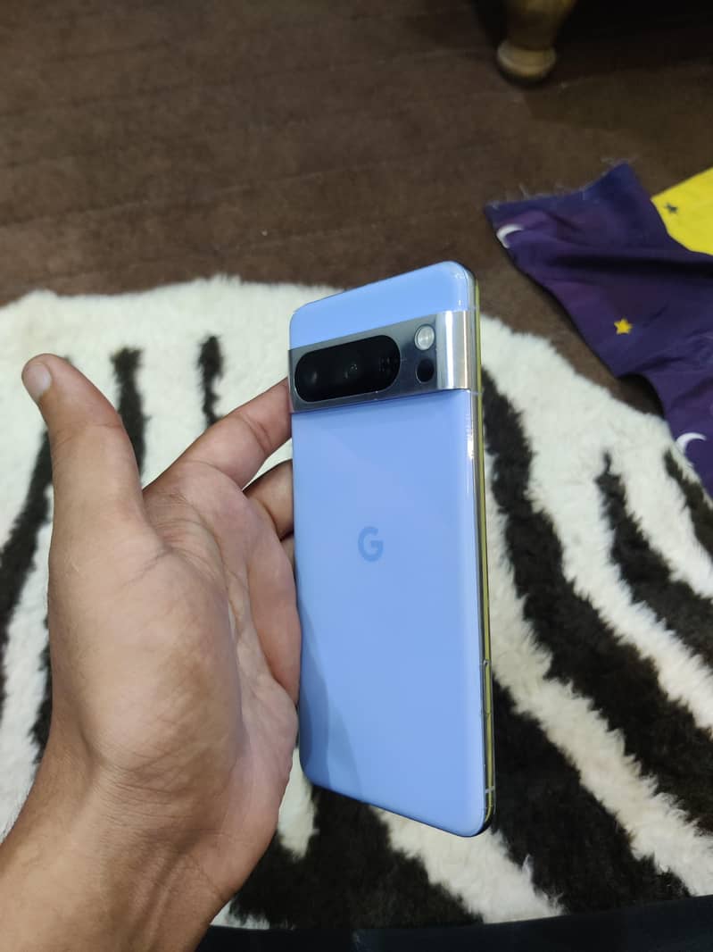 Google Pixel 8 Pro 2