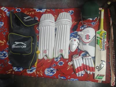 Premium Hardball kit available complete and excellent condition