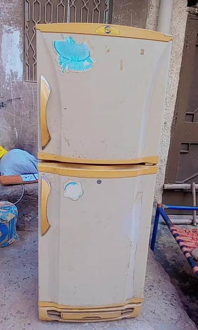 Fridge/Pel fridge for sale A one performance hai. . . . 03367349141