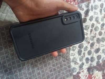 Samsung Mobile A70