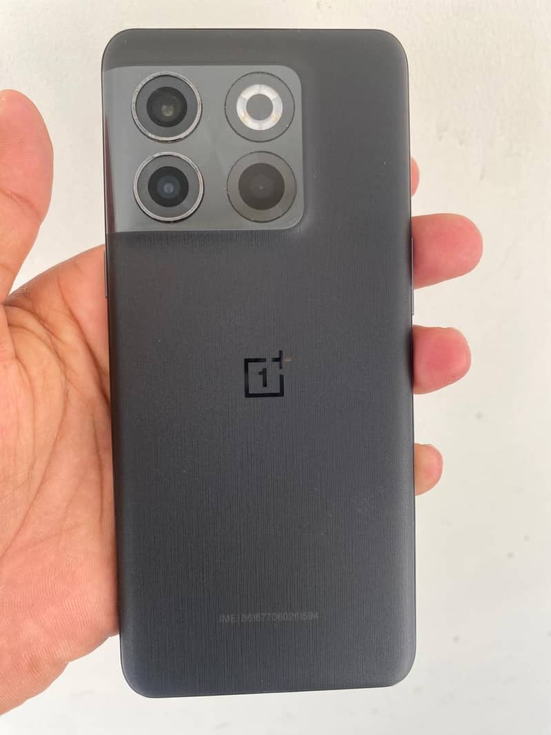 One Plus 10T 5