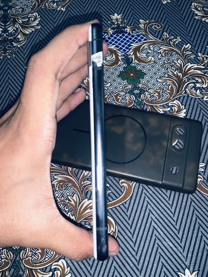Google Pixel 7a 1