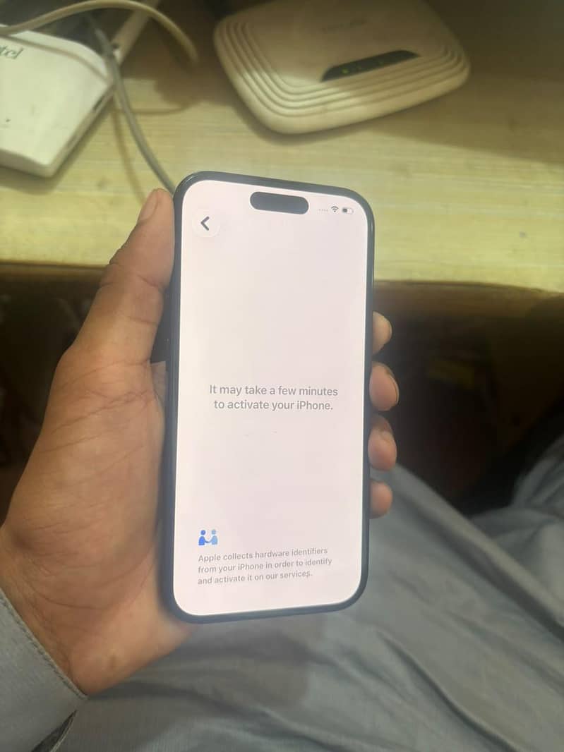 Apple iPhone 15 2