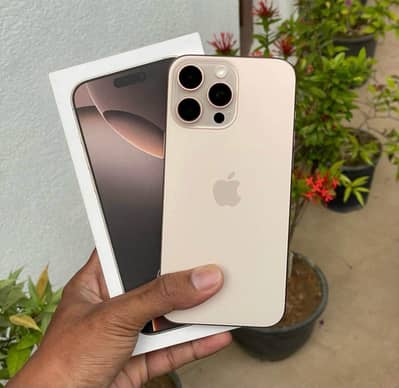 Apple iPhone 16 Pro Max