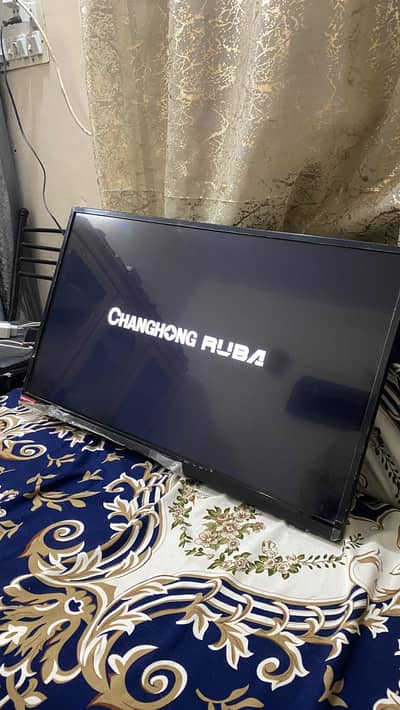 Changhong Ruba LCD Tvs || Good Condition ||minor display Issue