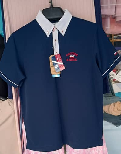 Under Armour. Adidas. Puma. Old Navi. Noth Face. And Many More Brand'