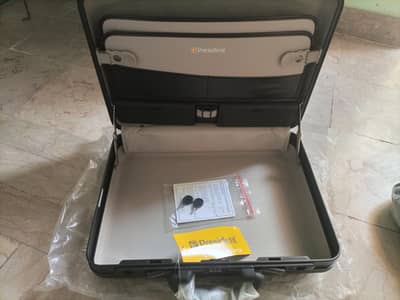 new President briefcase Original size 18"
