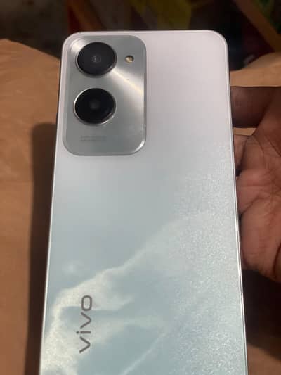 Vivo Y18