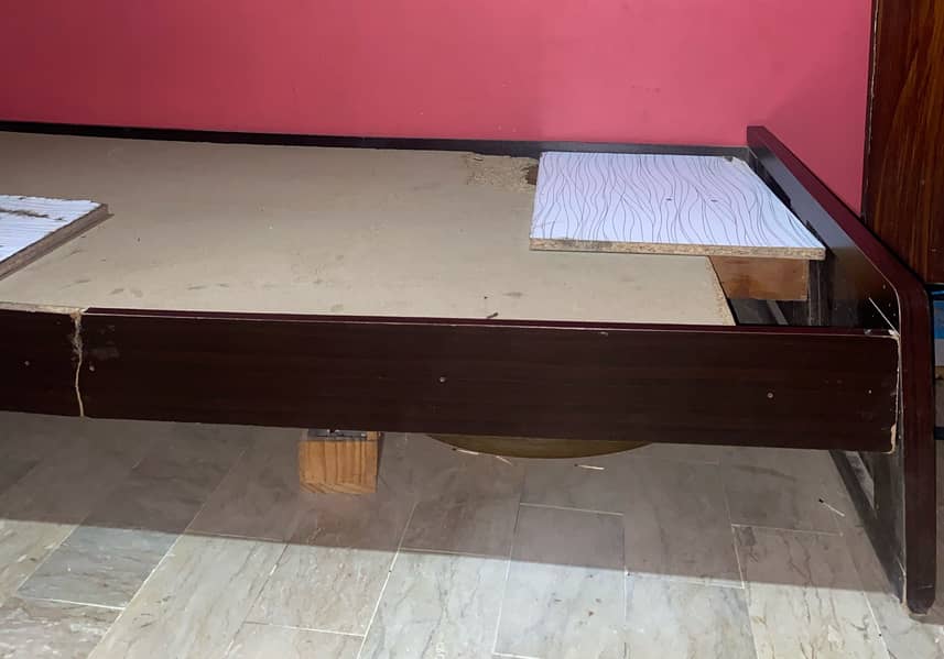 SINGLE BED 6