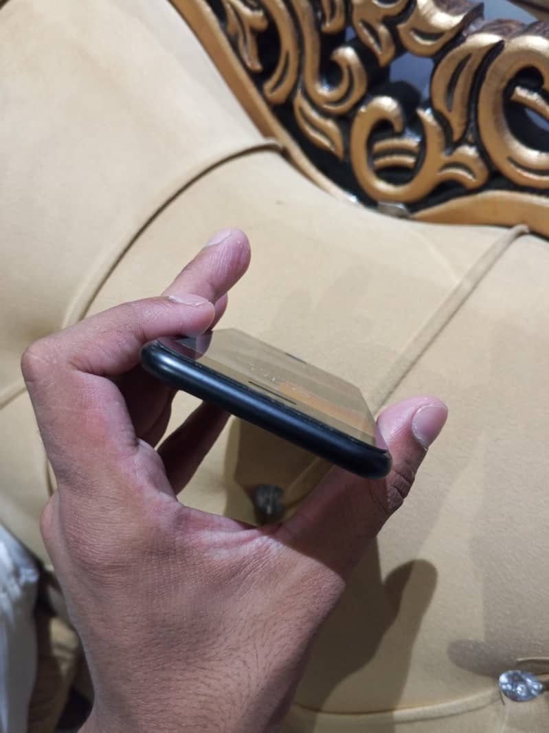 Apple iPhone 7 5