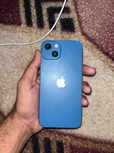 Apple iPhone 13
