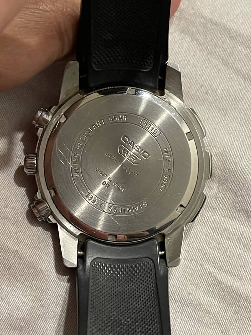 Casio mtp E505 3