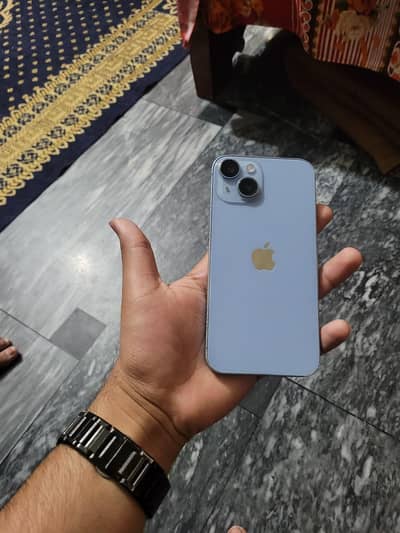 Apple iPhone 14