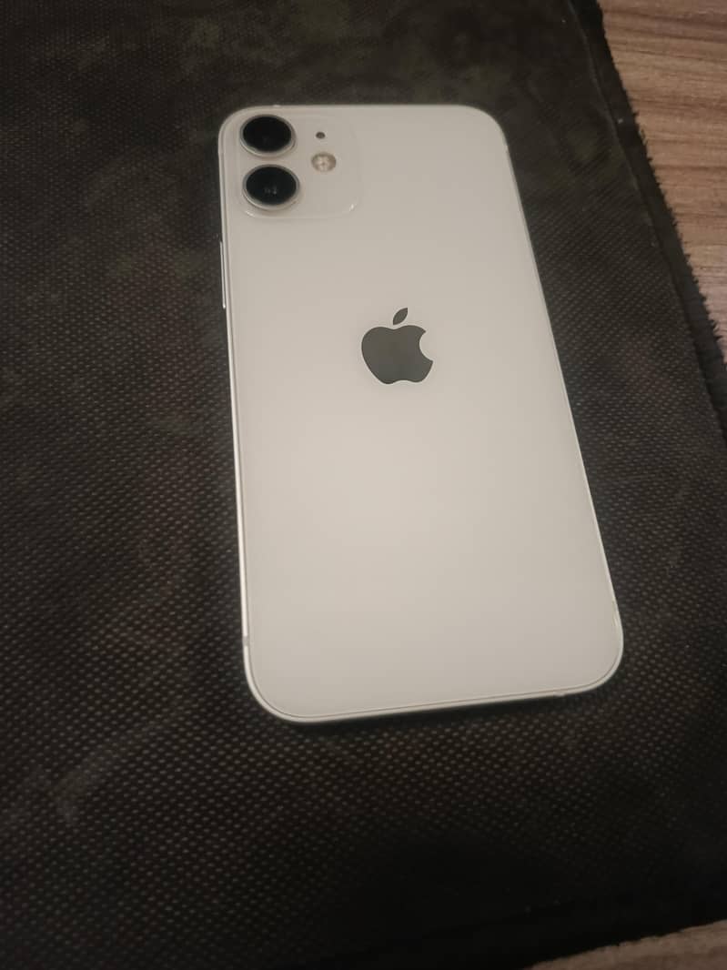 Apple iPhone 12 mini 2