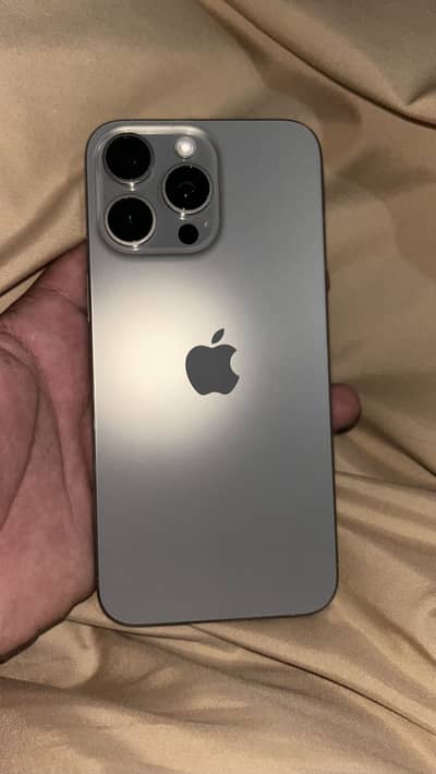 Apple iPhone 15 Pro Max