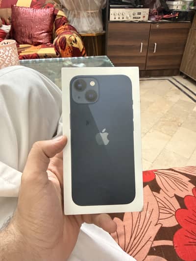 Apple iPhone 13 factory unlocked