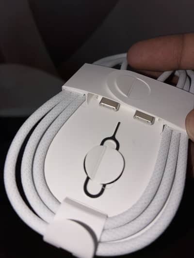 I phone 16 pro max  CToC cabel original 100%