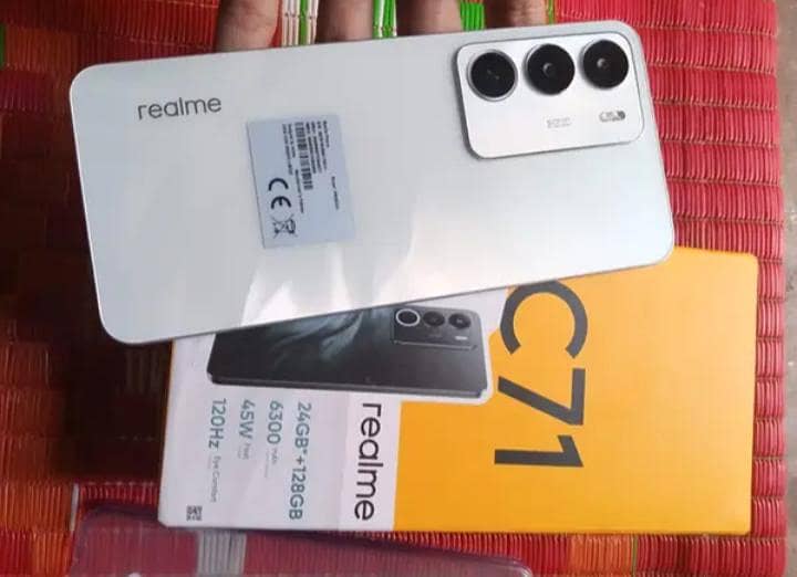 Realme C71 0