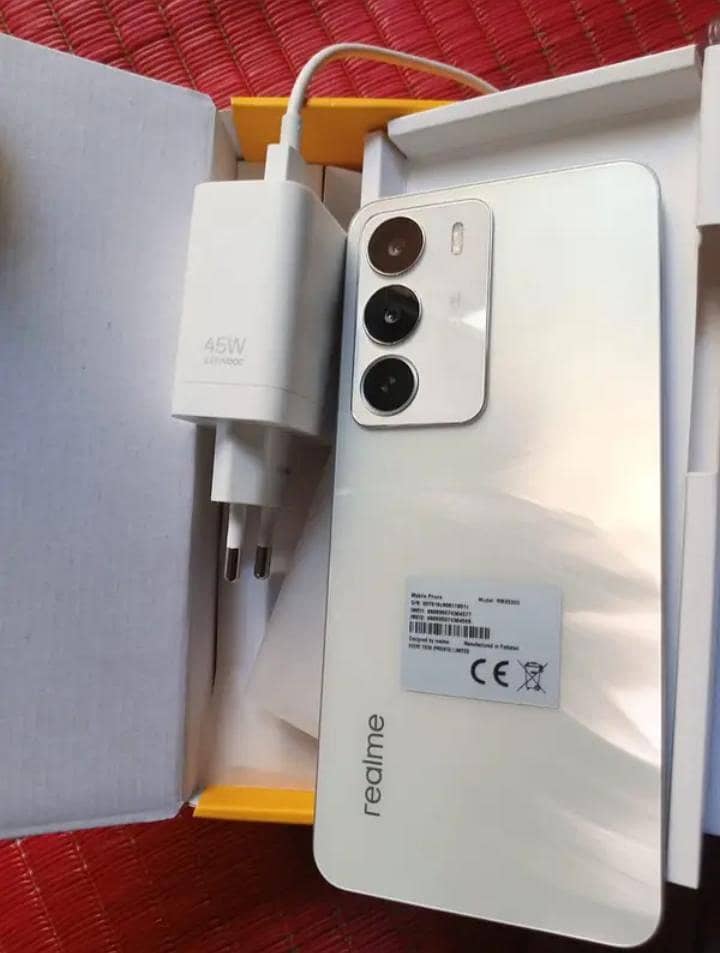 Realme C71 1