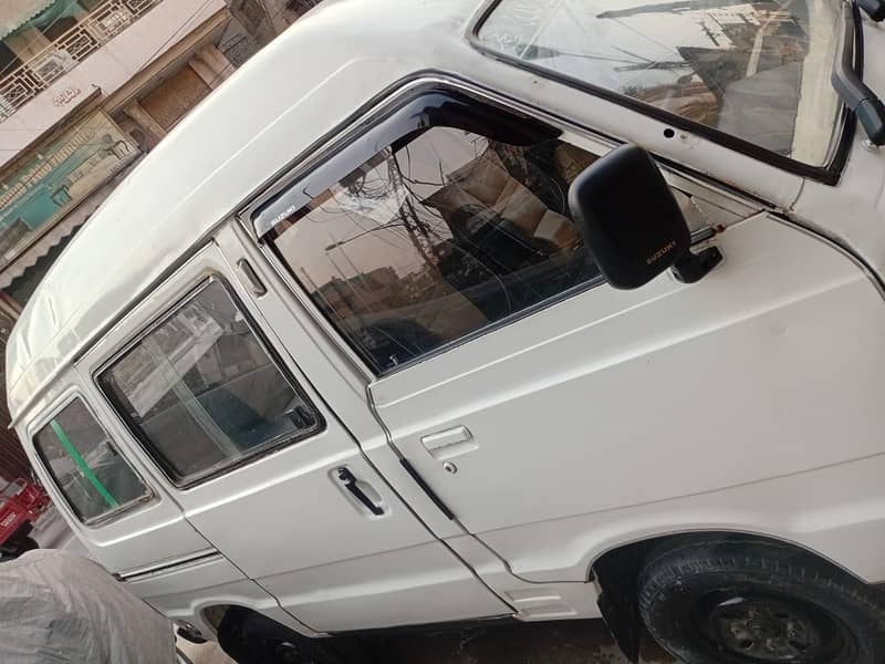 Suzuki bolan van 2