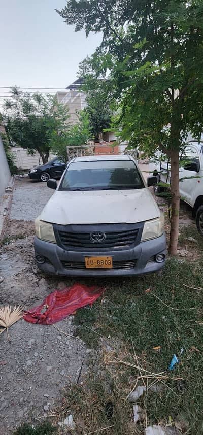 Toyota Hilux aingle cabin 2014