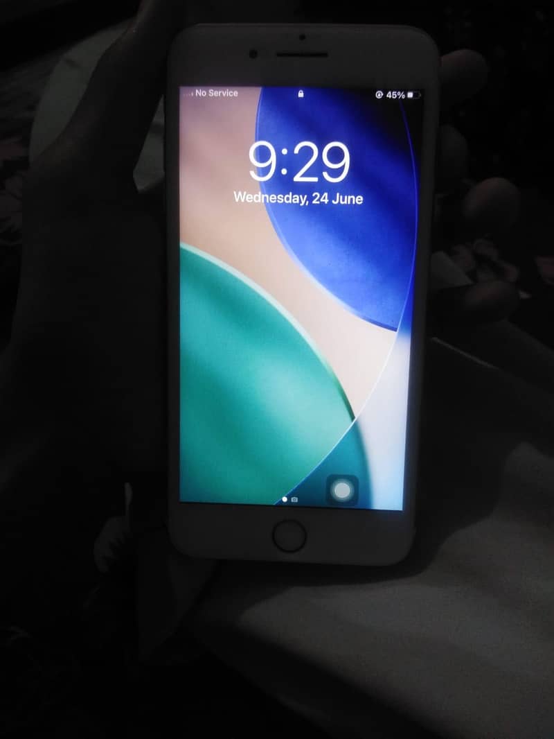 Apple iPhone 7 Plus 3
