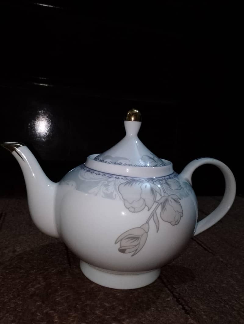 Tea Set 4