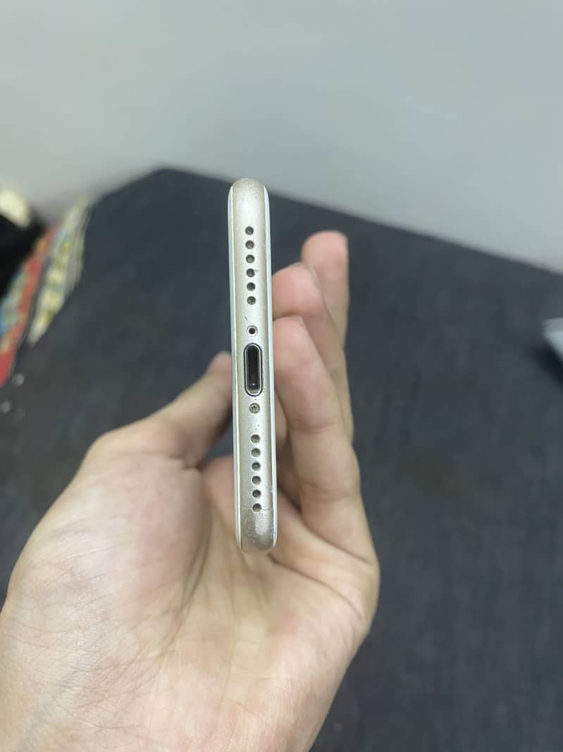 Iphone 7 4