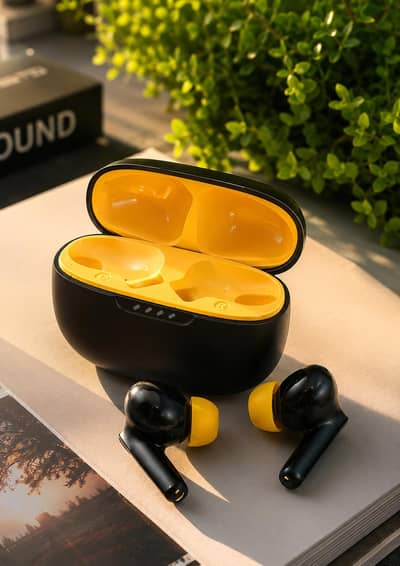Premium Black Wireless Earbuds |Crystal Clear Sound |Excellent battery