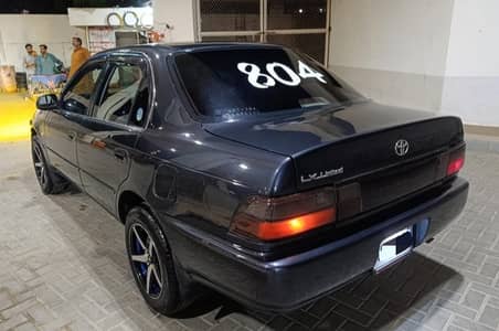 Toyota Corolla 2000