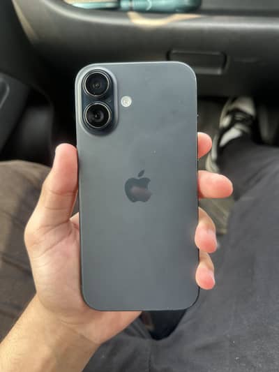 Apple iPhone 16