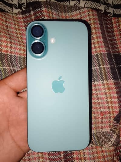 Apple iPhone 16