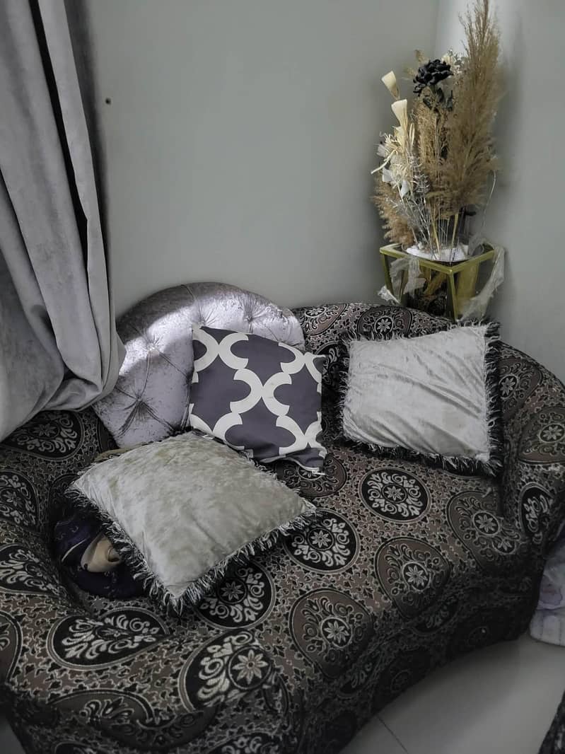 5 sofa set 4